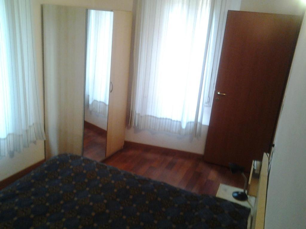 Hotel Perla Bologna Værelse billede